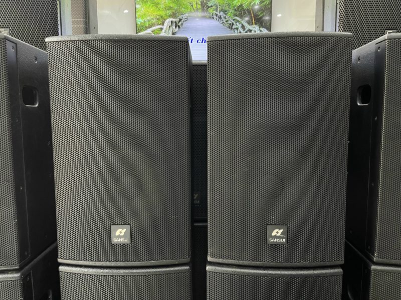 Loa bãi Sansui JS 112