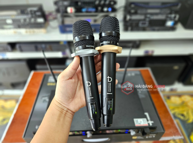 Micro không dây DB Acoustic DB750 Pro