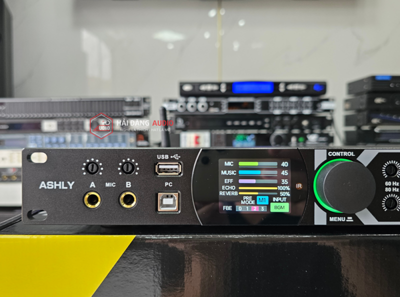 VANG ASHLY D600