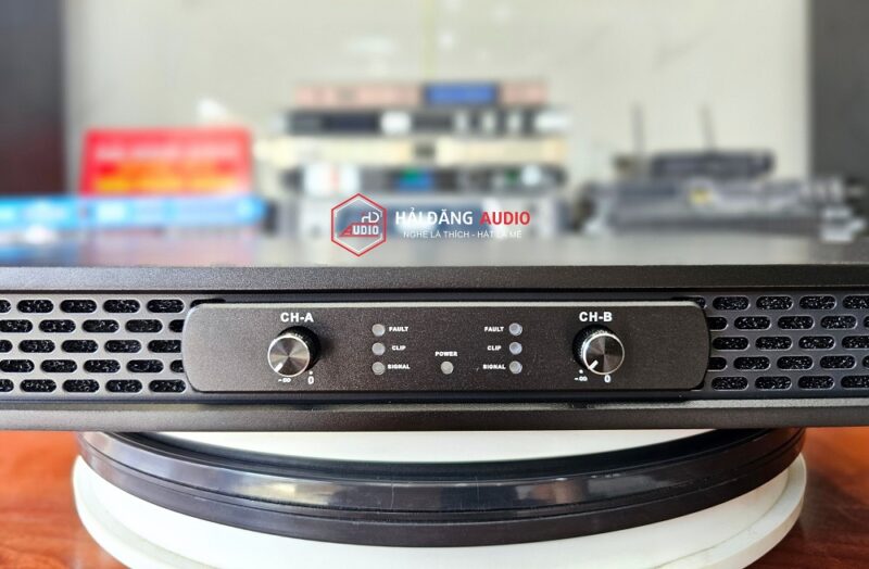 ĐẨY CÔNG SUẤT DB H2-600 CHÍNH HÃNG DB ACOUSTIC