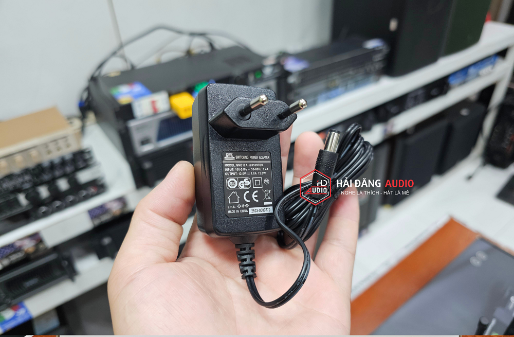 MICRO KHÔNG DÂY DB ACOUSTIC DB650 PRO V2 MICRO KHÔNG DÂY DB ACOUSTIC DB650 PRO V2