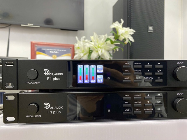 VANG SỐ DS AUDIO F1 PLUS CHÍNH HÃNG DS AUDIO VANG SỐ DS AUDIO F1 PLUS CHÍNH HÃNG DS AUDIO